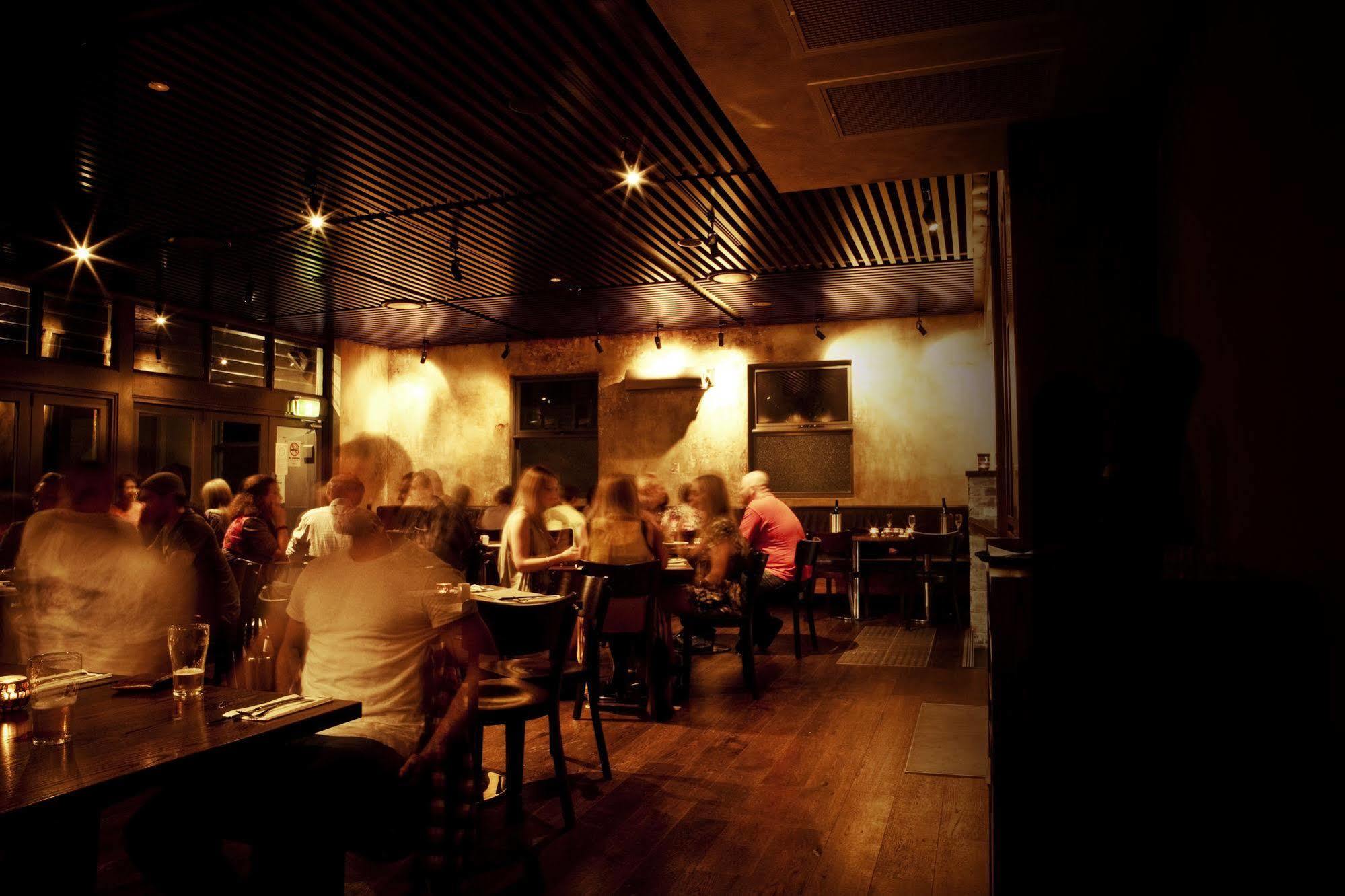 The Burwood Inn Newcastle Exteriör bild